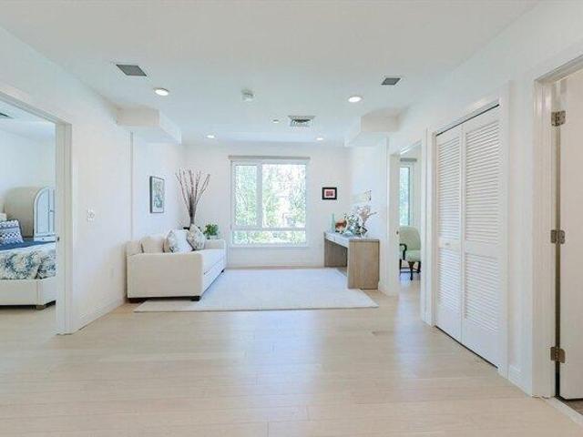 2 bedroom, Malden MA 02148 104445361