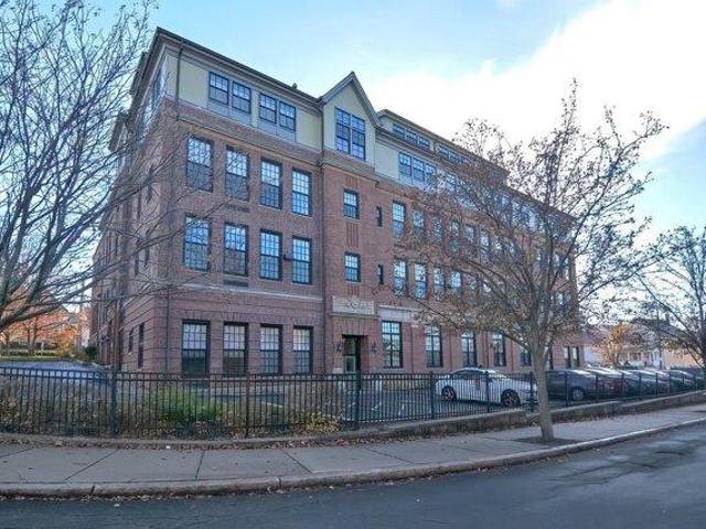 2 bedroom, Malden MA 02148 105537149