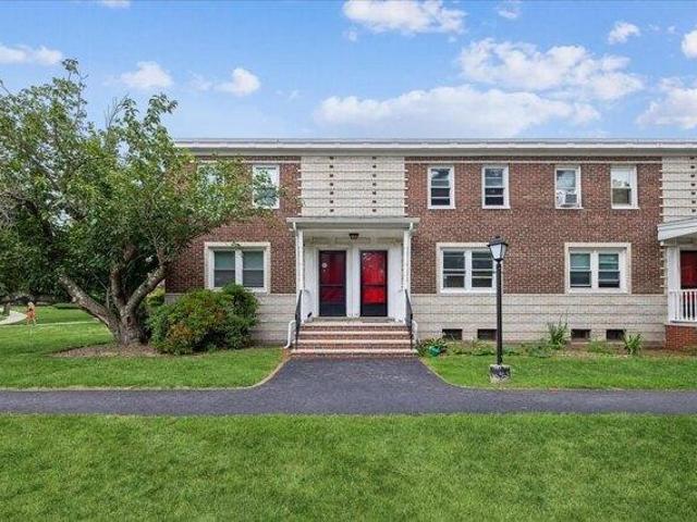 2 bedroom, Malden MA 02148 105630129