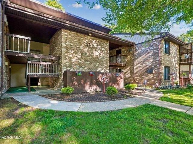 2 bedroom, Manalapan NJ 07726 104440933
