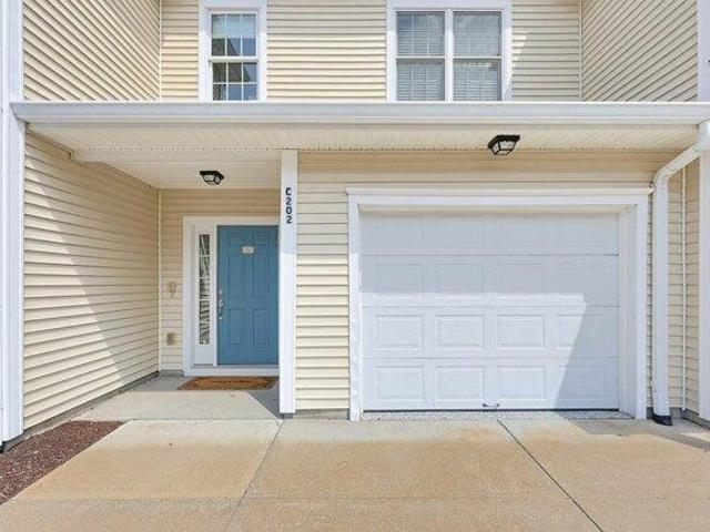 2 bedroom, Mansfield MA 02048 105386715