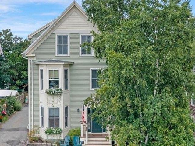 2 bedroom, Marblehead MA 01945 105562624