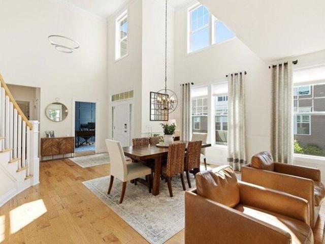 2 bedroom, Methuen MA 01844 105550655