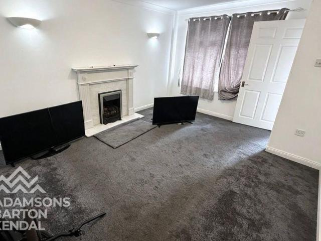 2 bedroom mews to rent