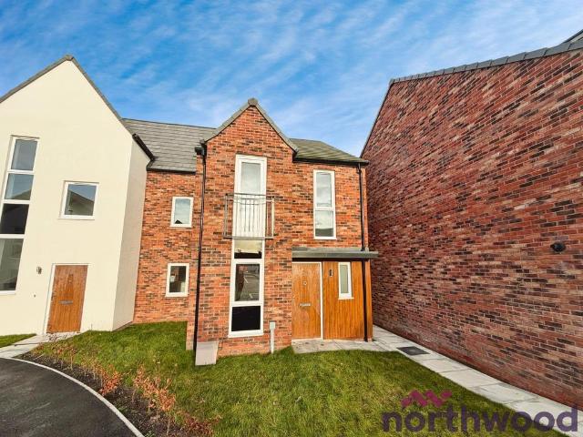2 bedroom mews to rent