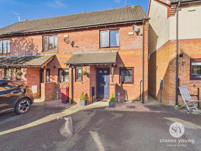 2 bedroom mews for sale
