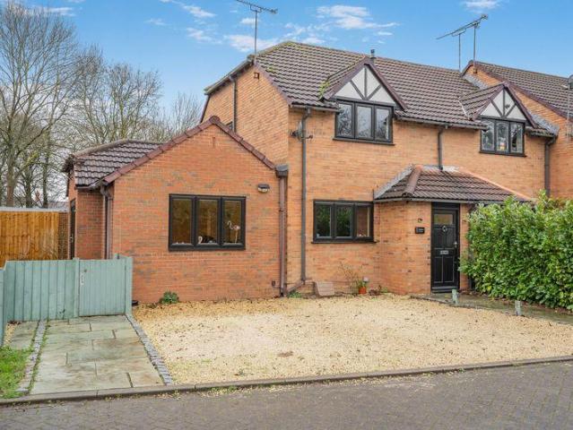 2 bedroom mews for sale