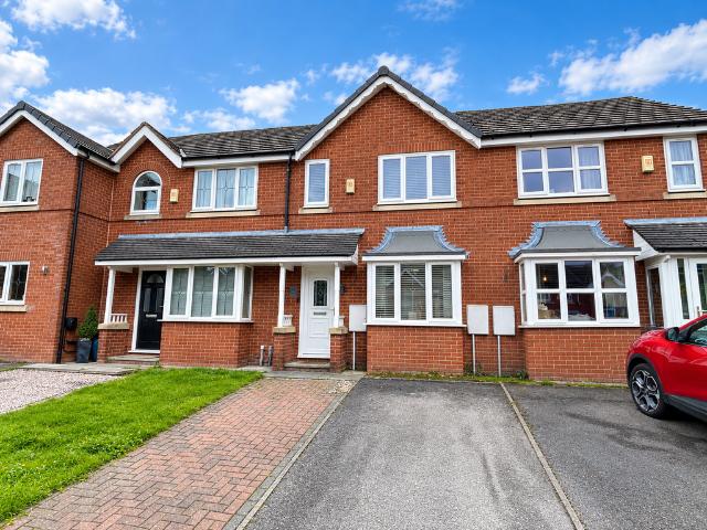 2 bedroom mews for sale