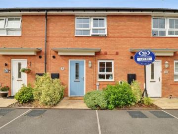 2 bedroom mews for sale