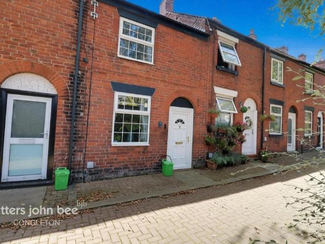 2 bedroom mews for sale