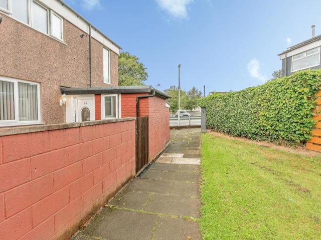 2 bedroom mews for sale