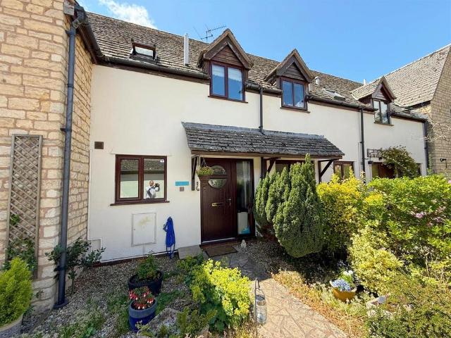 2 bedroom mews for sale