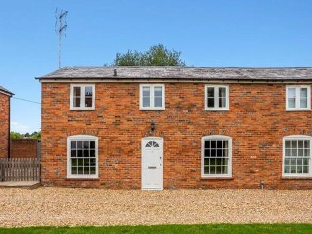 2 Bedroom Mews Property For Sale In Hungerford, Berkshire