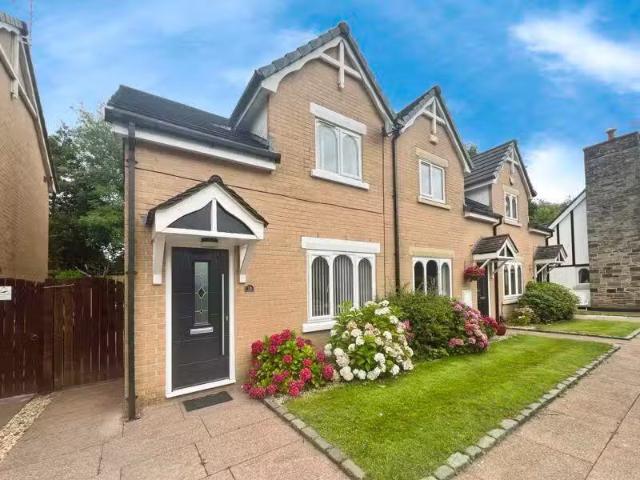 2 bedroom mews property for rent in The Mews, Lincoln Road, He.
