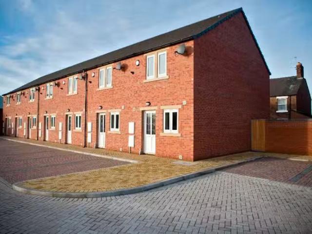 2 bedroom mews property for rent in Lime Walk, Carlisle, Cumbr.