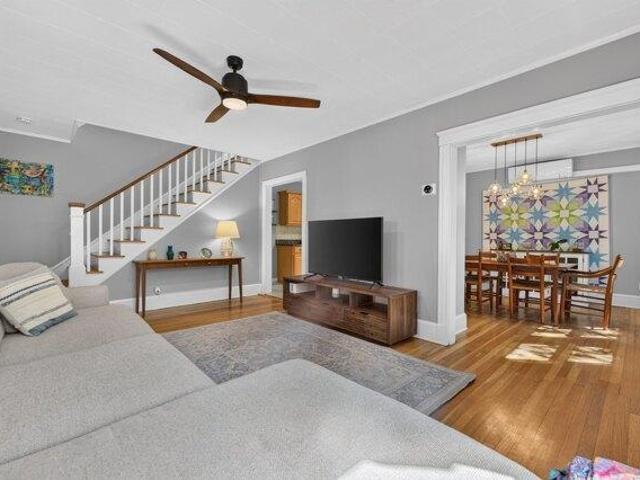 2 bedroom, Medford MA 02155 105476683