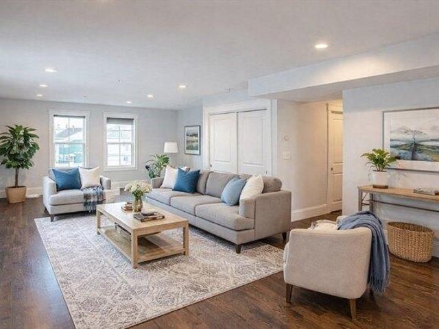 2 bedroom, Medford MA 02155 105384485