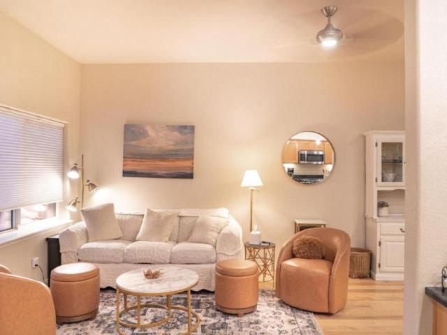 2 bedroom, Medford OR 97504 105045118