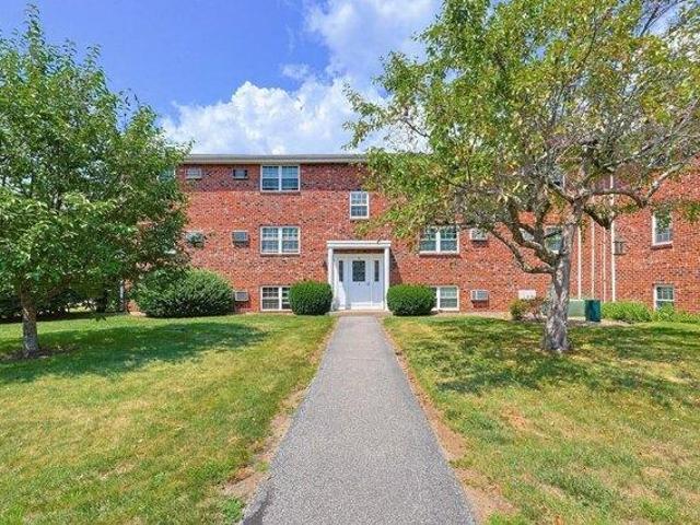 2 bedroom, Medfield MA 02052 105536961