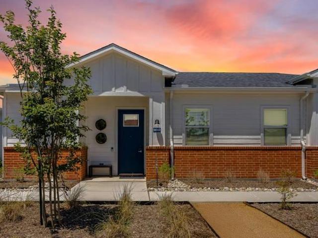 2 bedroom, Melissa TX 75454 104710421