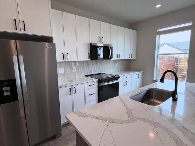 2 bedroom, Melissa TX 75454 104710427