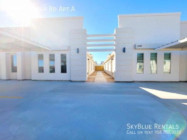 2 bedroom, Mercedes TX 78570 105430292