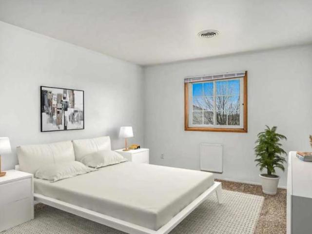 2 bedroom, Merrillville IN 46410 LS105522109