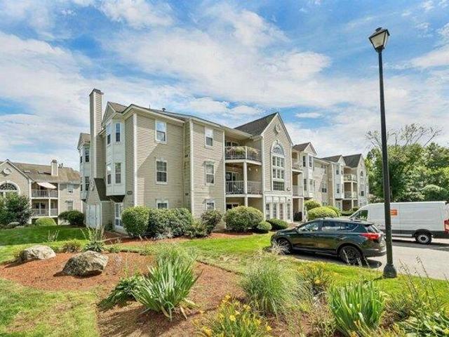 2 bedroom, Merrimack NH 03054 105414980