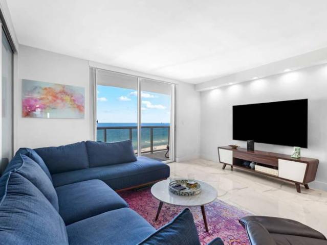 2 bedroom, Miami Beach FL 33140 96294646