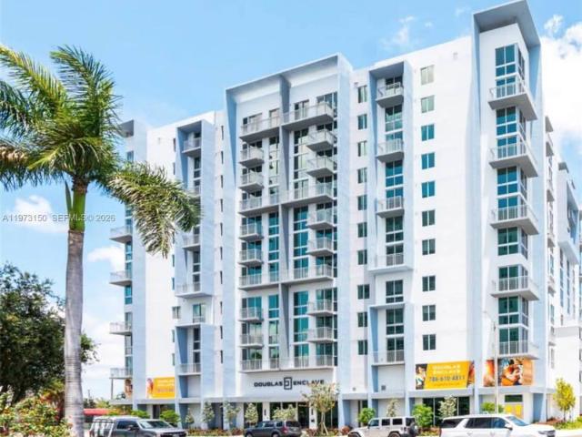2 bedroom, Miami FL 33125 105505004