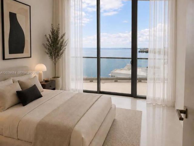 2 bedroom, Miami FL 33129 105280598