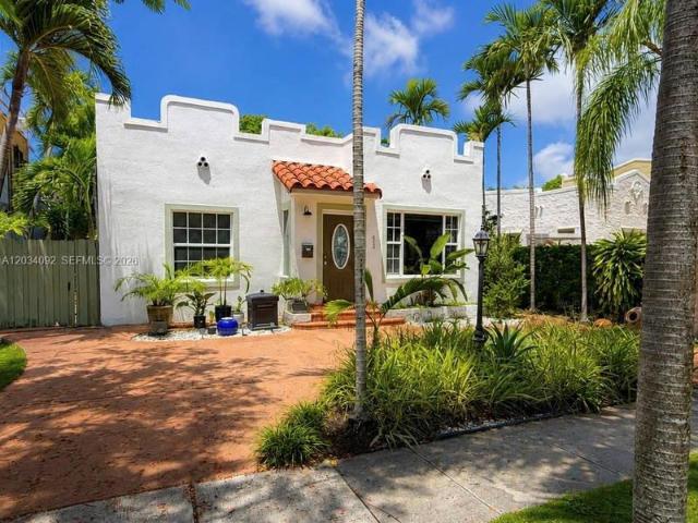 2 bedroom, Miami FL 33129 105683265