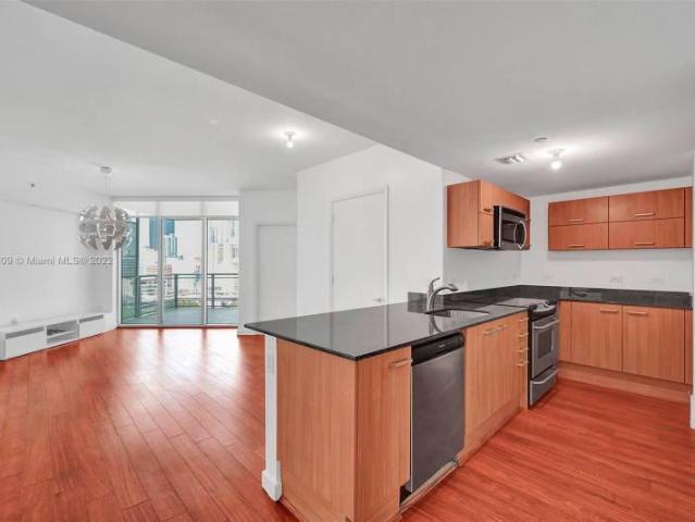 2 bedroom, Miami FL 33130 96427912