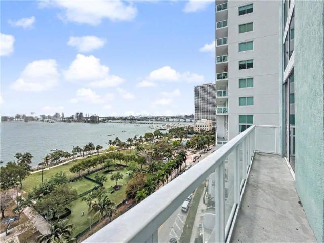 2 bedroom, Miami FL 33132 103651624