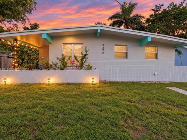 2 bedroom, Miami FL 33133 105900649