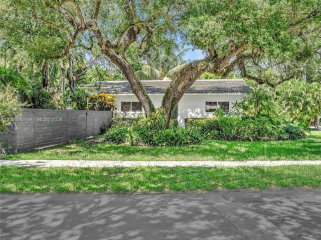 2 bedroom, Miami FL 33133 106133993