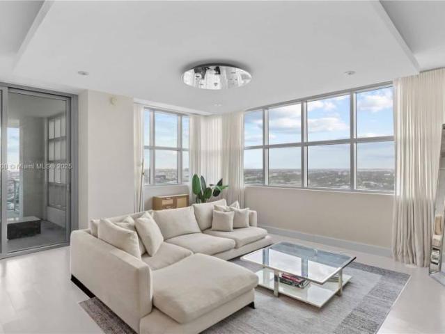 2 bedroom, Miami FL 33137 96341476
