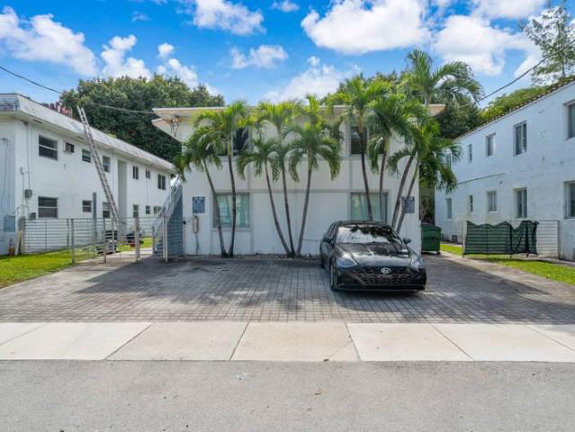 2 bedroom, Miami FL 33138 101260394