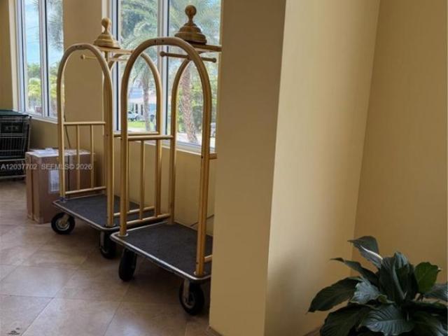 2 bedroom, Miami FL 33145 106220698