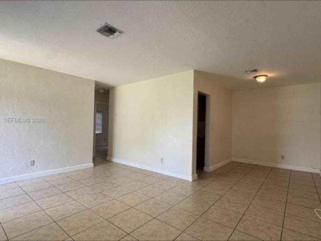 2 bedroom, Miami FL 33147 106220776