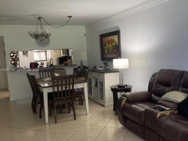 2 bedroom, Miami FL 33172 106220615