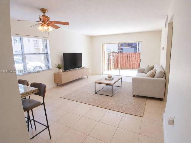 2 bedroom, Miami FL 33176 106170020