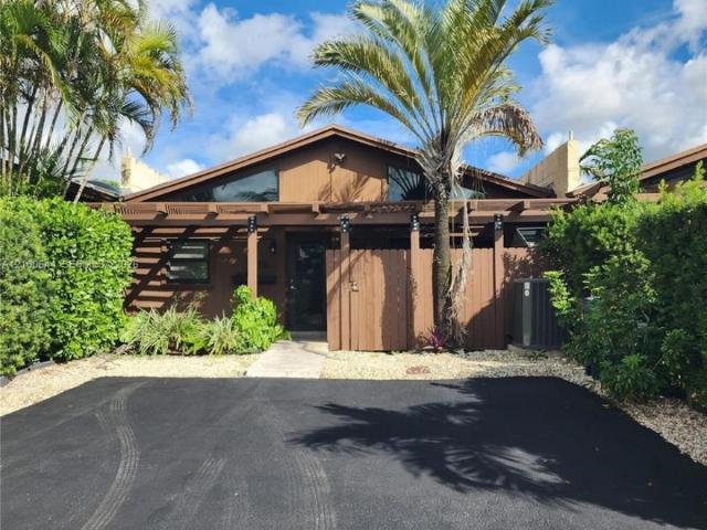 2 bedroom, Miami FL 33176 106220631
