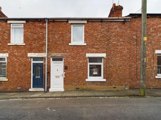 2 Bedroom Mid Terraced House