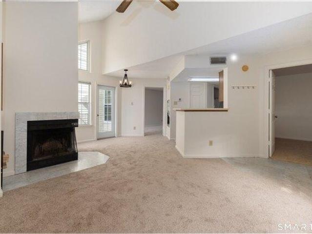 2 bedroom, Middletown CT 06457 106154349