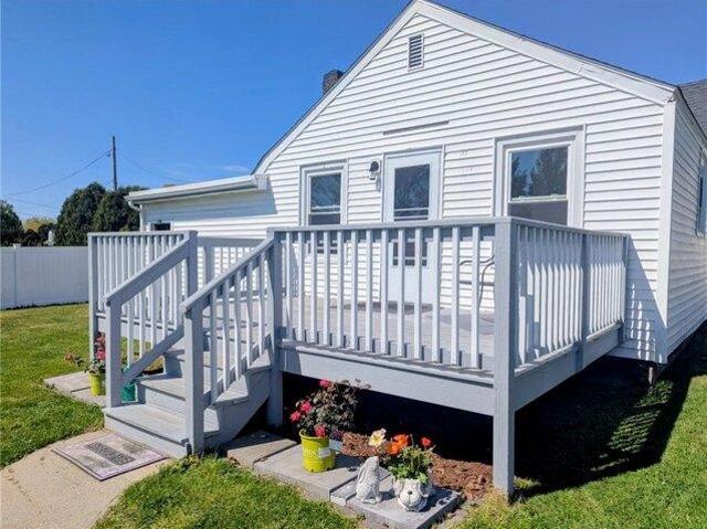2 bedroom, Middletown RI 02842 104833376