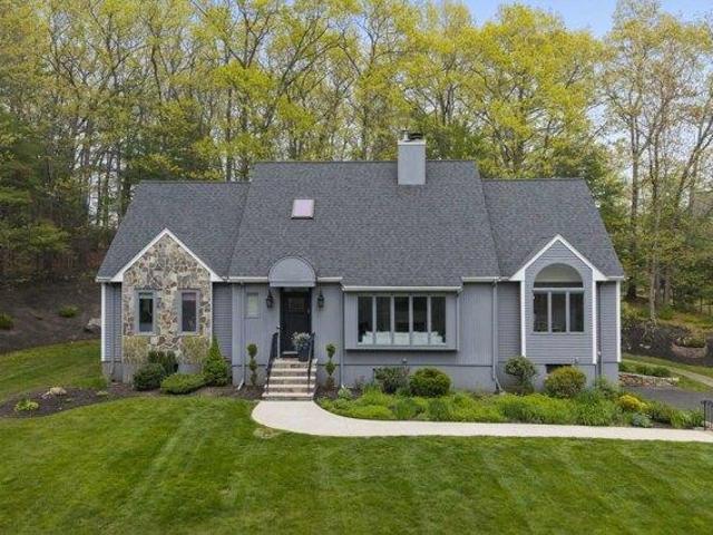 2 bedroom, Middleton MA 01949 105418685