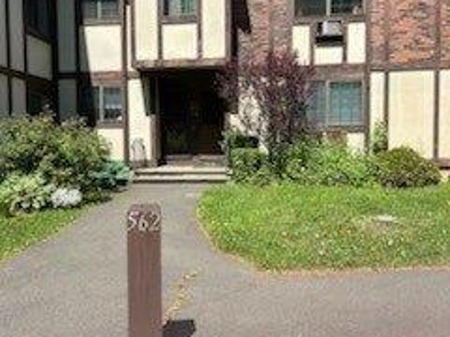 2 bedroom, Milford CT 06461 104540744
