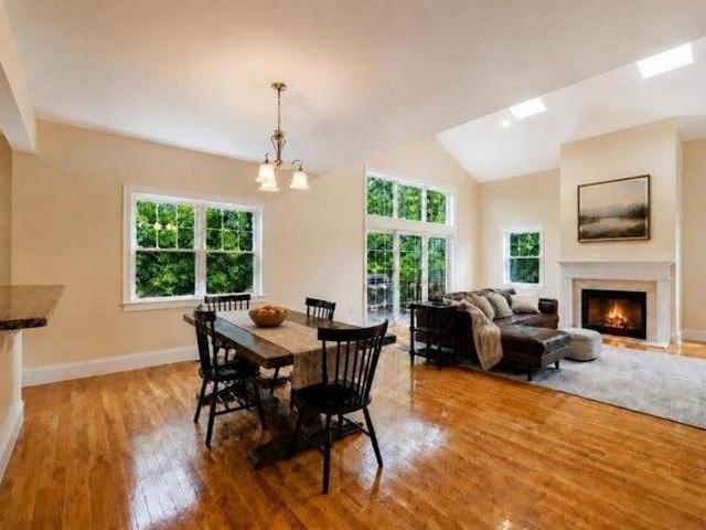 2 bedroom, Milford MA 01757 105418969
