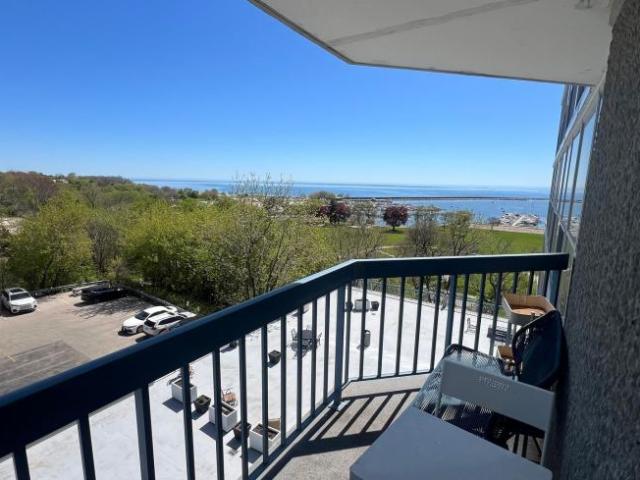 2 bedroom, Milwaukee WI 53202 103208214